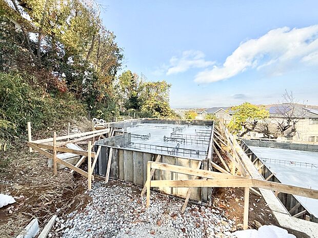 【現地外観写真】■暮らしを豊かにする充実した仕様設備で快適に