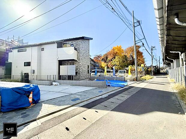 【前面道路含む現地写真】■家族とのお出かけが楽しくなる環境です