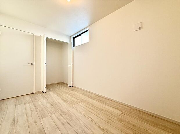 【洋室】■静かな洋室で読書や趣味に集中できる場所