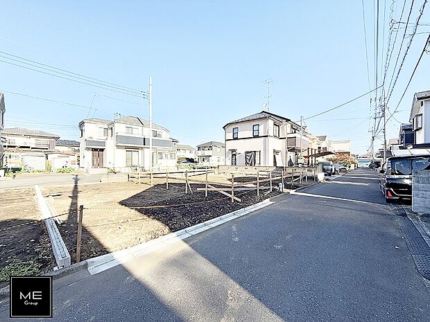 【前面道路含む現地写真】■優雅なラインが、毎日を引き立てます