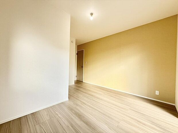 【子供部屋】■仕事や勉強のスペースに使うことで、集中しやすく静かな環境が整います