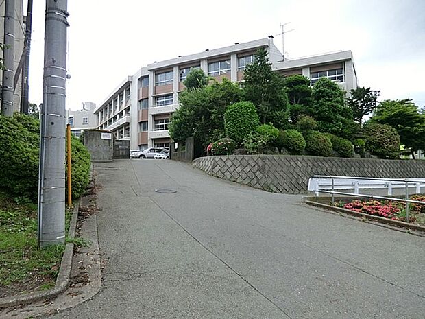 相模原市立相模丘中学校（約1,000m・徒歩13分）