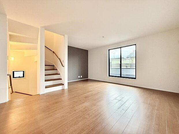 【リビングダイニング】■お気に入りの場所で、のんびりとした時間を