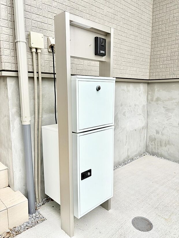 【宅配ボックス】■安全でスムーズに荷物を受け取れて、忙しい日常に最適