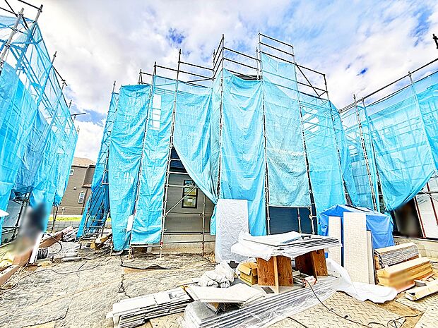 【現地外観写真】■暮らしを豊かにする充実した仕様設備で快適に