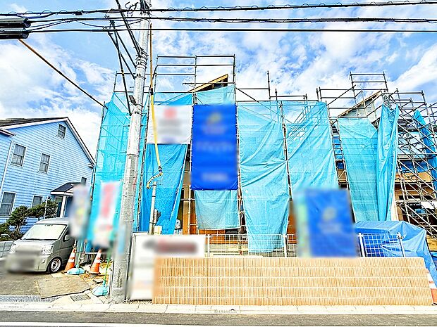 【現地外観写真】■暮らしを彩る充実した設備仕様が備わった住まい