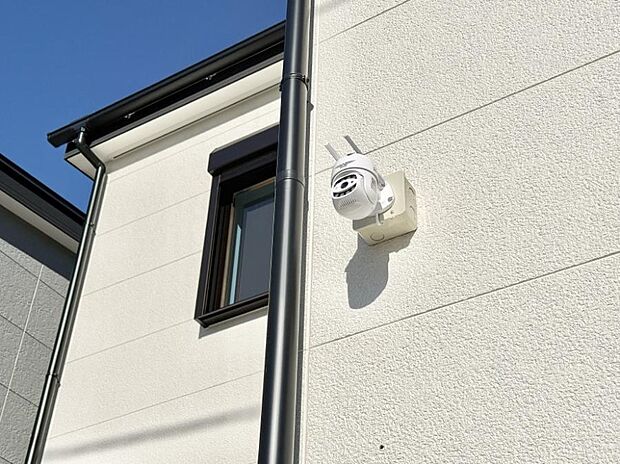 【防犯カメラ】■防犯カメラがあると、犯罪の抑止になるので安心です。