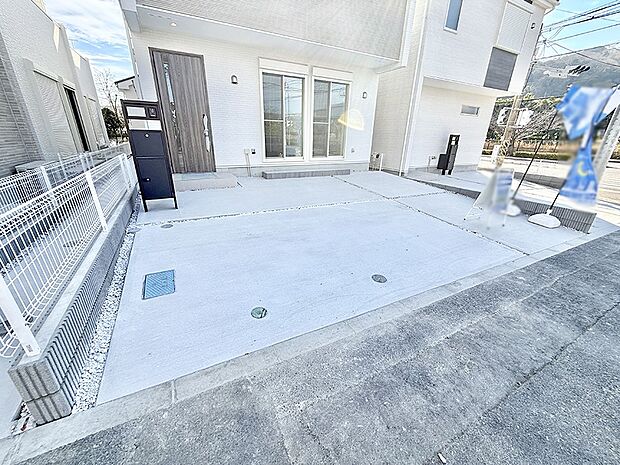 【駐車場】■カースペース有