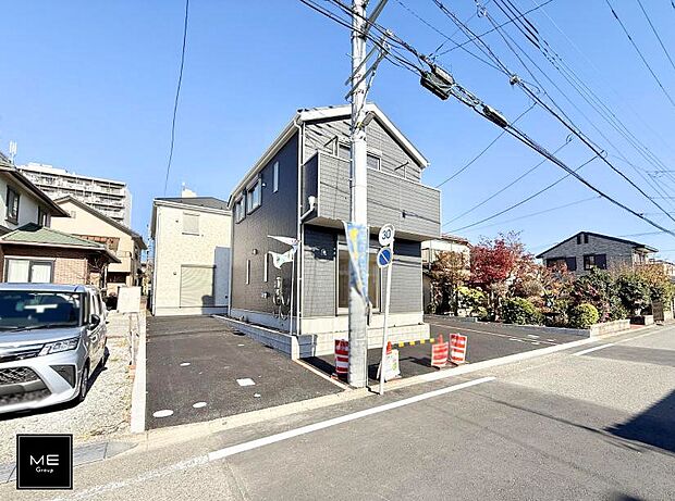 【現地外観写真】■家族みんなが笑顔で過ごせる、安心感のある住まい