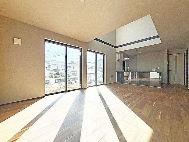 【リビング】■自然と会話が生まれる、心地よいひととき