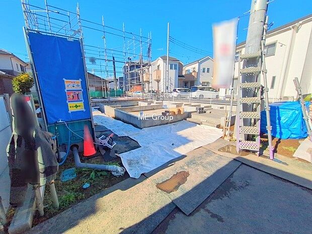 【現地外観写真】■暮らしを彩る充実した設備仕様が備わった住まい