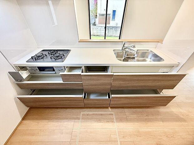 【キッチン】■料理がもっと楽しくなる、快適なキッチン空間