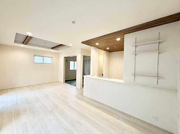 【リビングダイニング】■シンプルだけど贅沢、大切な人と過ごす心がほどける空間