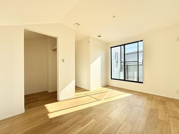 【洋室】■静かな洋室で読書や趣味に集中できる場所