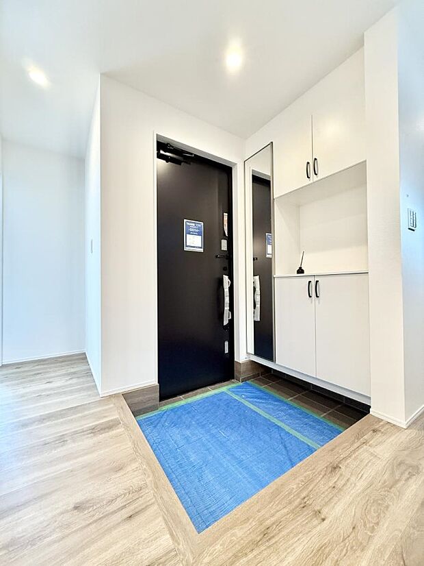 【玄関】■玄関はお家の顔!おしゃれな玄関でお客様をお迎え!