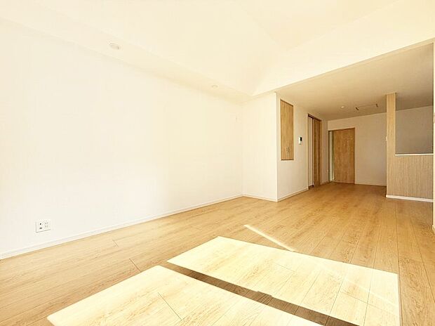 【ダイニング】■何気ない毎日を特別にする、癒しの空間