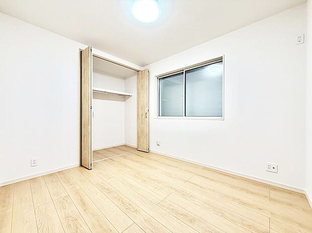 【その他内観】■多目的に使える納戸があるとうれしいですね