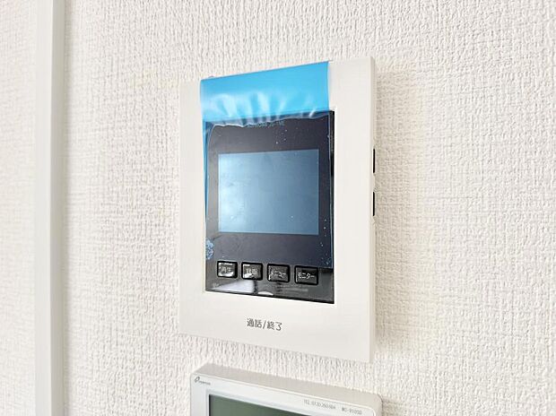 【TVモニター付インターフォン】■訪問者を確認できて安心感が増します
