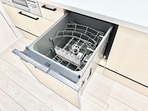 【食洗機】■食後の片づけも食洗器があれば時短に。ご家族との時間を増やせます
