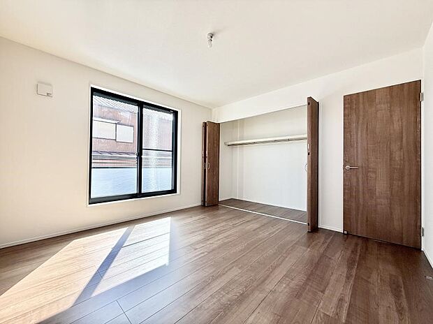 【子供部屋】■仕事や勉強のスペースに使うことで、集中しやすく静かな環境が整います