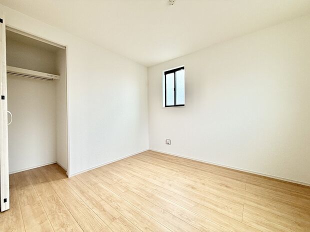 【リビング以外の居室】E号棟  ■機能的で使いやすいお部屋で毎日を快適に