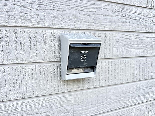 【EV電源】■自宅で簡単に充電でき、エコなカーライフをサポート