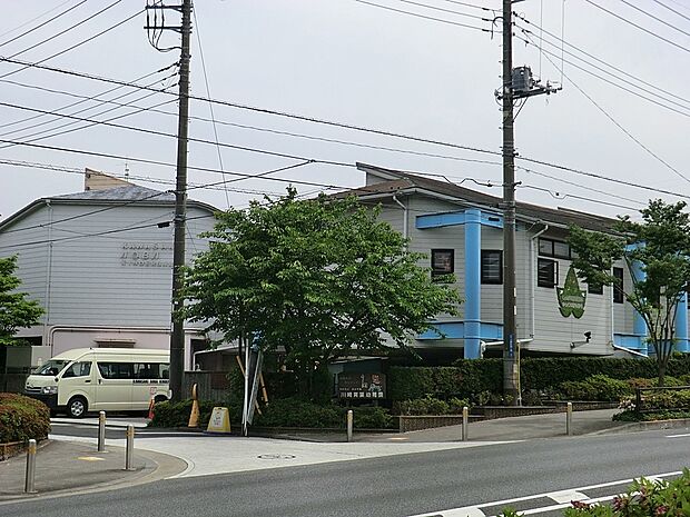 青葉幼稚園(約300m・徒歩4分)