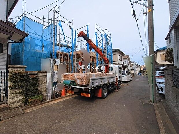 【前面道路含む現地写真】■新しい時代の息吹を感じる、心地よい環境