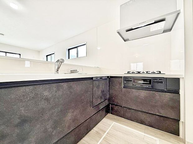 【キッチン】■シンプルで美しく心地よい時間を生むキッチン空間