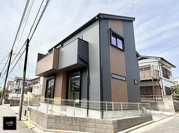 【現地外観写真】■家族みんなが笑顔で過ごせる、安心感のある住まい