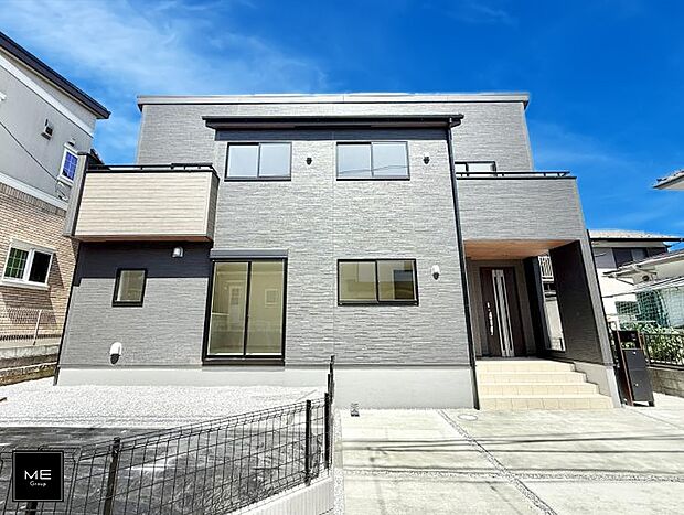 【現地外観写真】■家族みんなが笑顔で過ごせる、安心感のある住まい