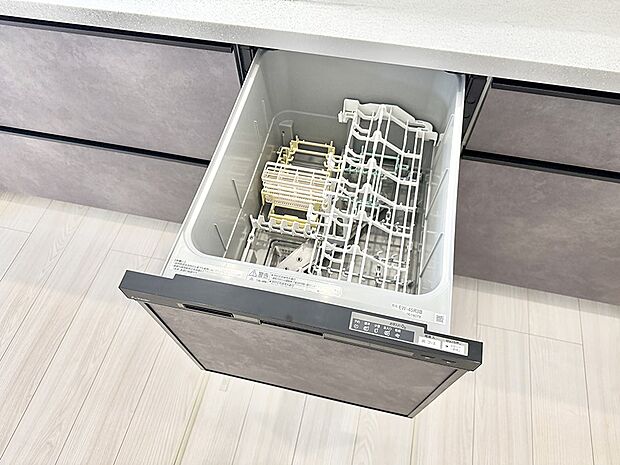 【食洗機】■食後の片づけも食洗器があれば時短に。ご家族との時間を増やせます