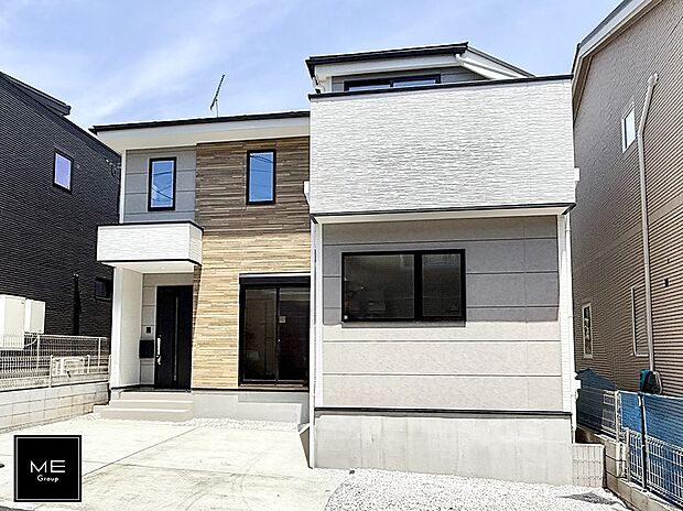 【現地外観写真】1号棟  ■家族みんなが笑顔で過ごせる、安心感のある住まい
