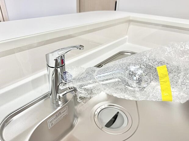 【浄水器】■清潔でおいしい水を手軽に供給してくれます
