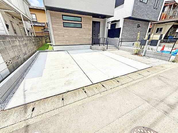 【駐車場】B号棟  ■毎日の駐車が快適に