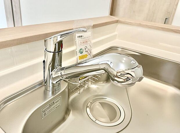 【浄水器】■清潔でおいしい水を手軽に供給してくれます