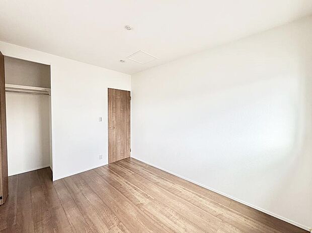 【リビング以外の居室】1号棟  ■機能的で使いやすいお部屋で毎日を快適に