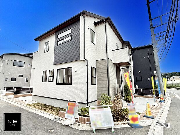 【庭】12号棟 ■季節の移ろいを感じられる、落ち着いた雰囲気の屋外空間