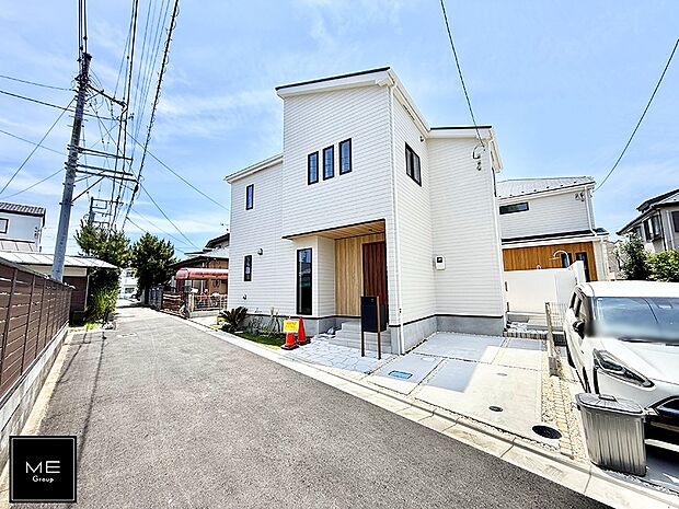 【前面道路含む現地写真】■優雅なラインが、毎日を引き立てます