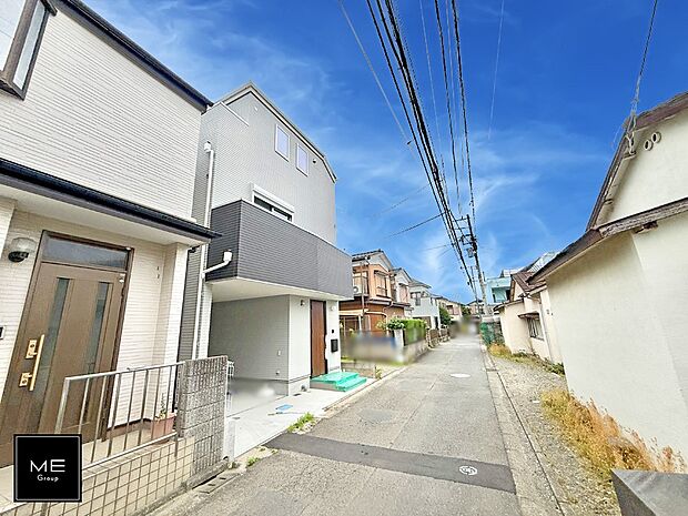 【前面道路含む現地写真】■新しい住まい、街の新しい風景