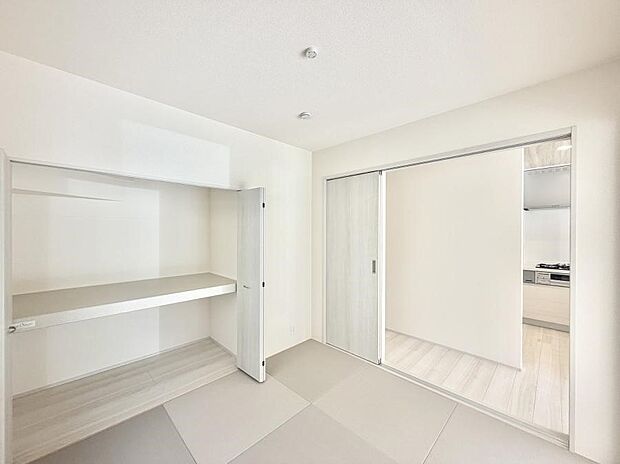 【リビング以外の居室】1号棟  ■機能的で使いやすいお部屋で毎日を快適に