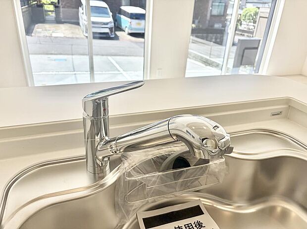 【浄水器】■清潔でおいしい水を手軽に供給してくれます