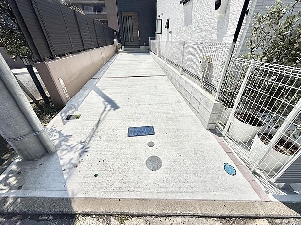 【駐車場】1号棟  ■自宅にカースペースがあると助かります