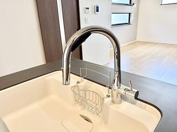 【浄水器】■不純物をしっかり除去して安心して飲めます