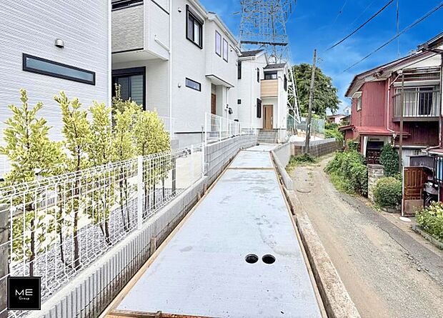 【現地外観写真】4号棟 ■暮らしを彩る充実した設備仕様が備わった住まい