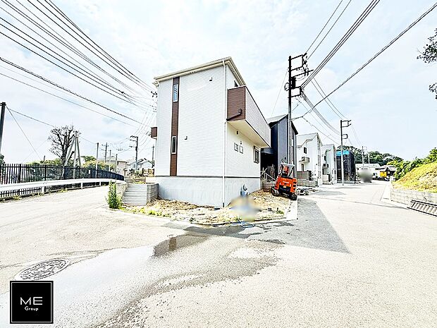 【前面道路含む現地写真】■新しい住まい、街の新しい風景