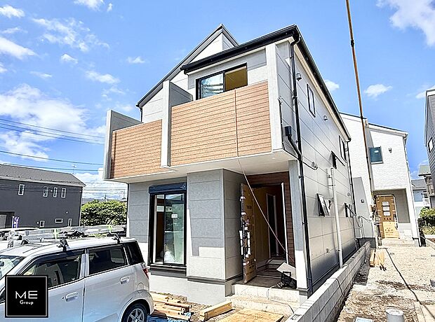 【現地外観写真】10号棟 ■暮らしを彩る充実した設備仕様が備わった住まい