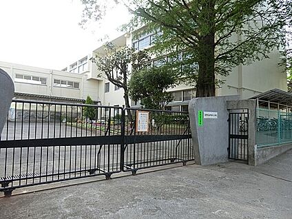 日野市立日野第六小学校 150m(2分)