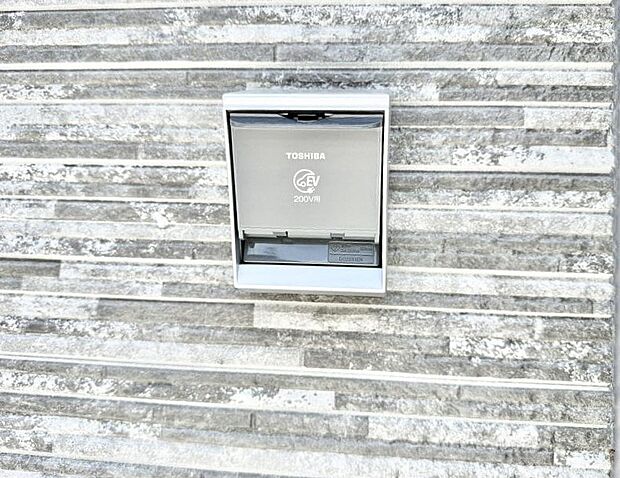 【EV電源】■環境に優しくエコなEV車ライフをサポート