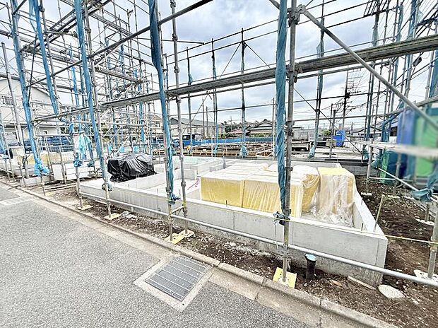 【現地外観写真】2号棟 ■新しい暮らしが始まる場所で、家族の絆を深める